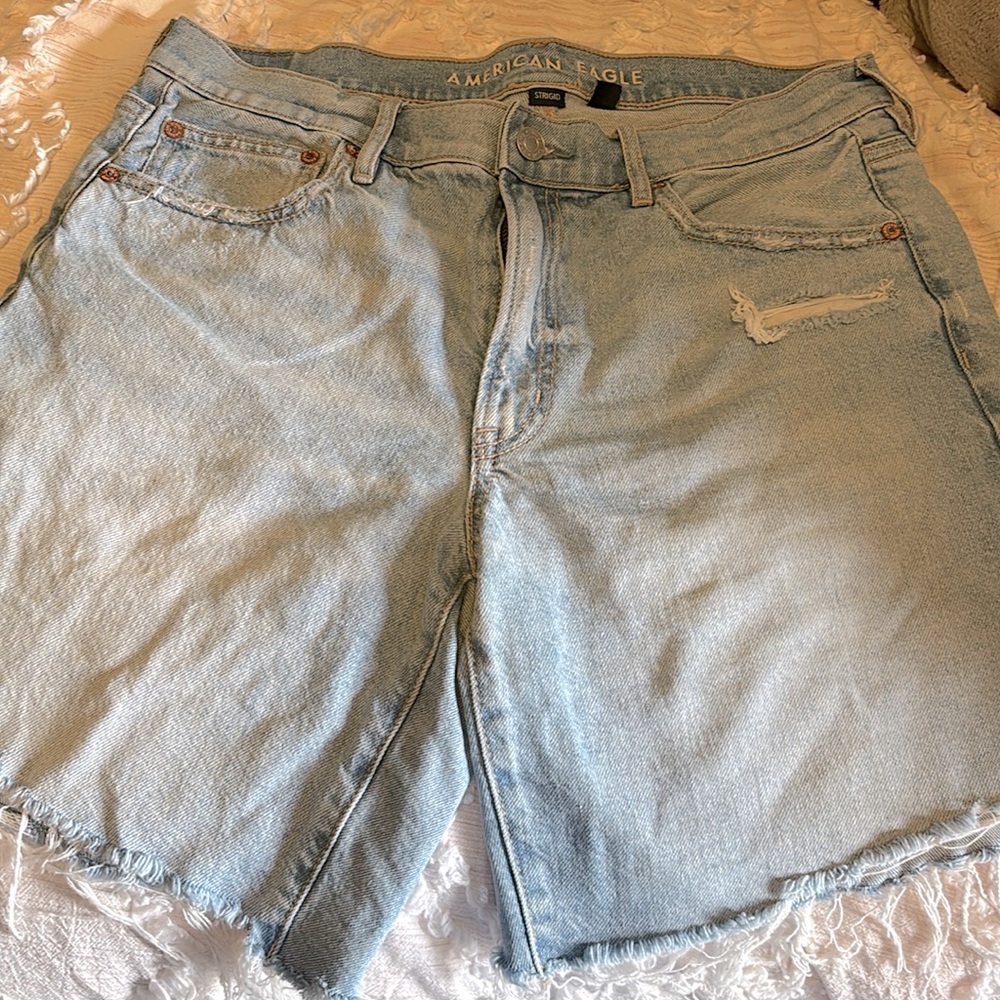 American Eagle, women’s size 6, long jean shorts.